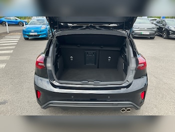 Used Ford Focus 2023 for sale - 78465547: Photo