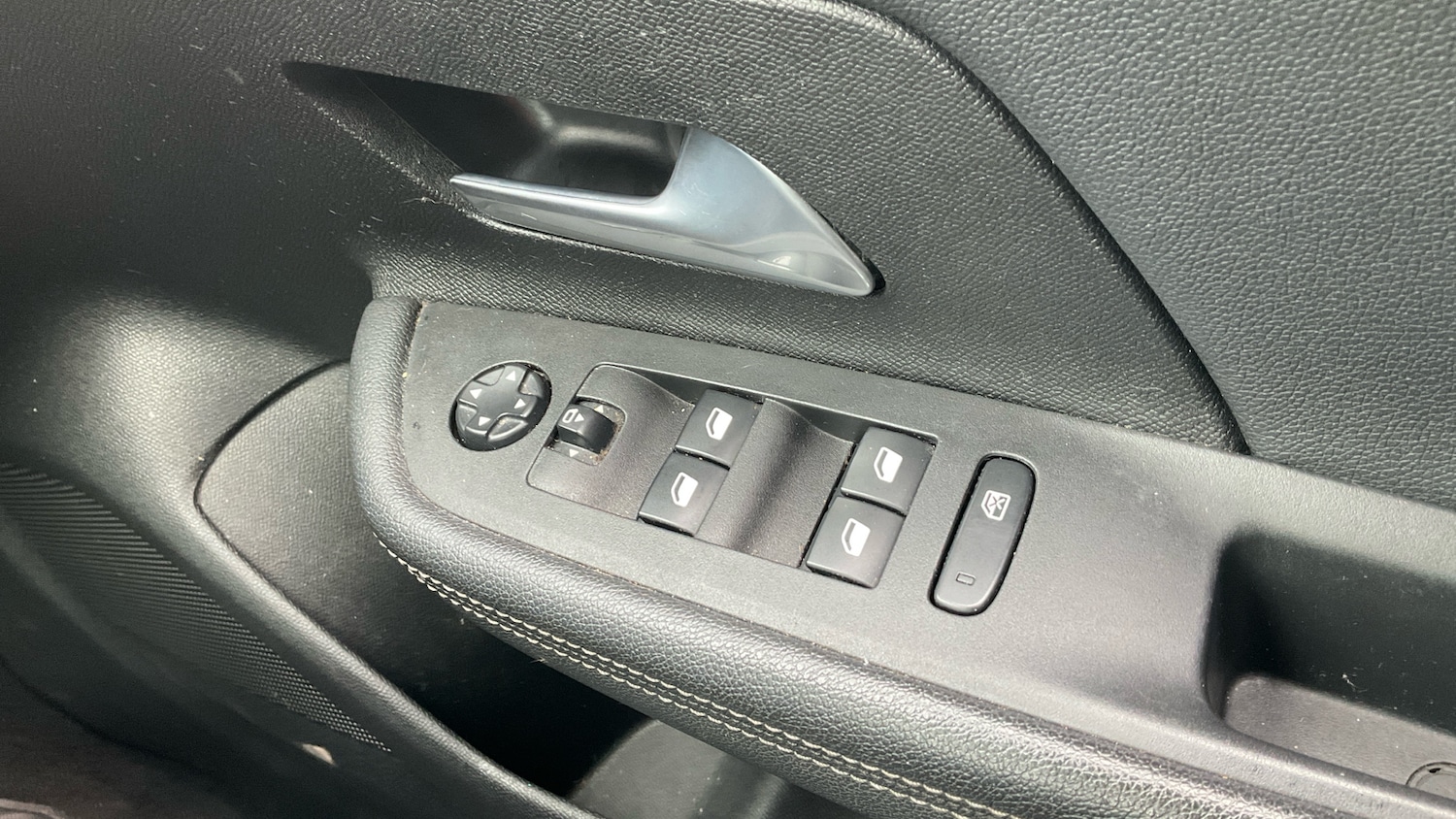 Used Vauxhall Mokka 2023 for sale - 77893210: Photo 29