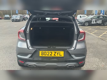 Used Renault Captur 2022 for sale - 76904896: Photo