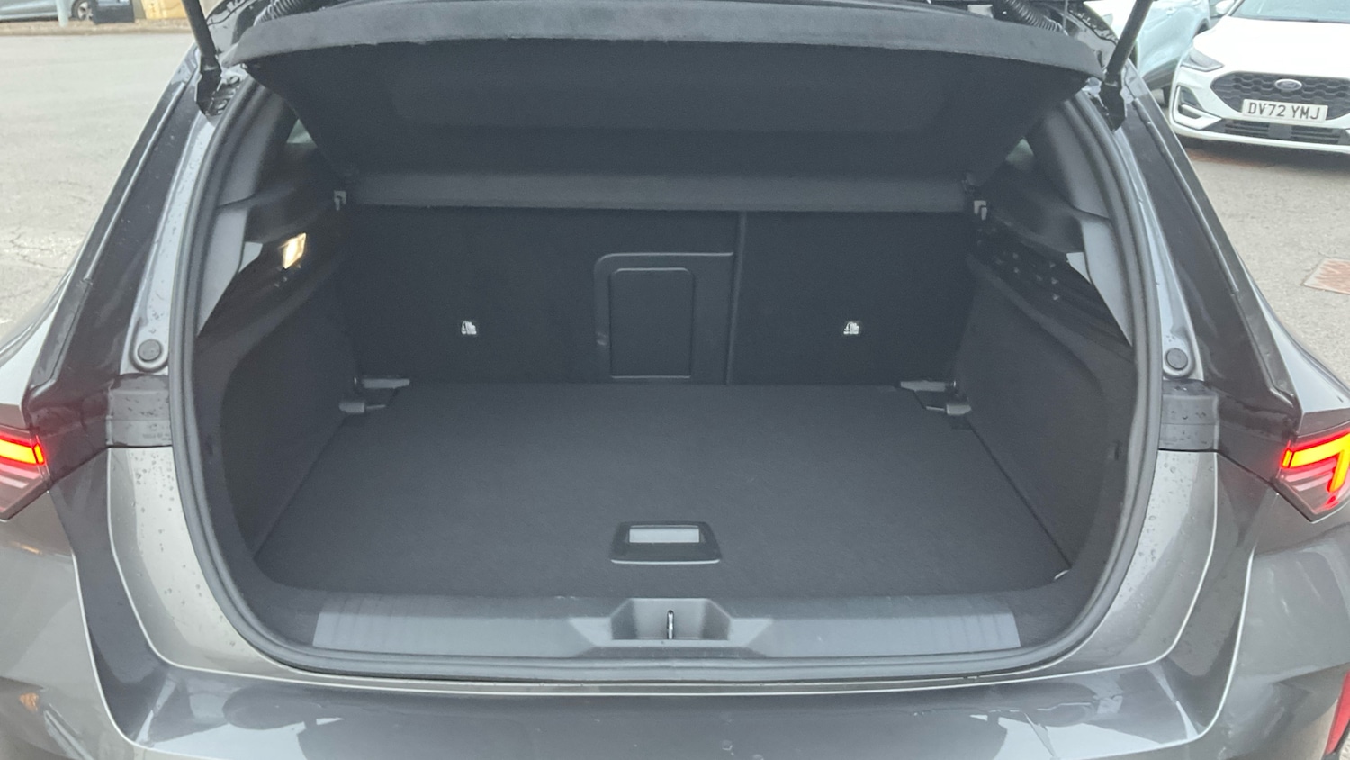 Used Vauxhall Astra 2024 for sale - 77353563: Photo 4