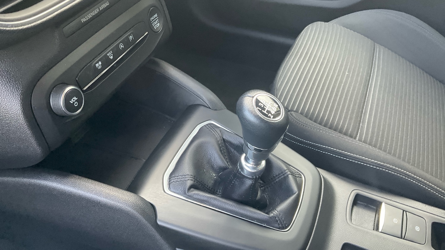 Used Ford Focus 2023 for sale - 76374037: Photo 13