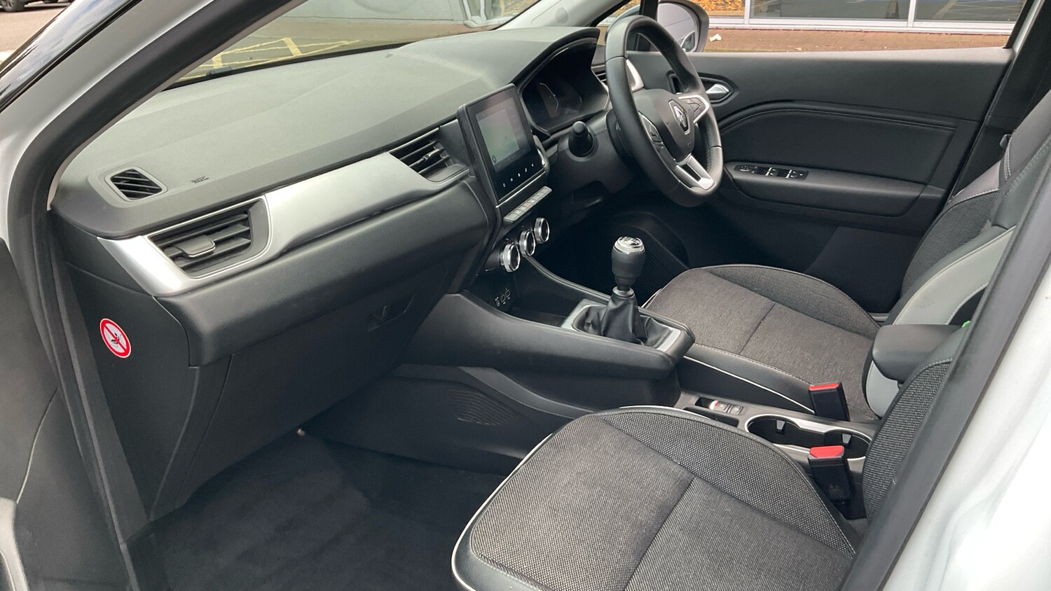 Used Renault Captur 2023 for sale - 77675307: Photo 19