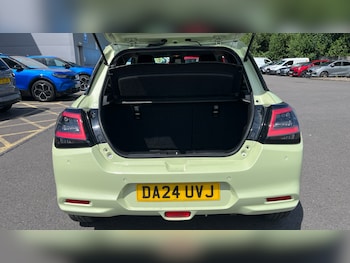 Used Suzuki Swift 2024 for sale - 79208307: Photo