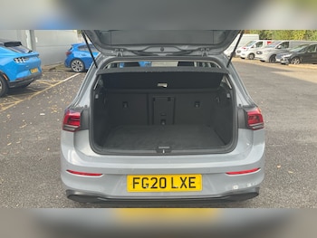 Used Volkswagen Golf 2020 for sale - 76374040: Photo