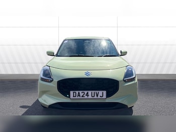 Used Suzuki Swift 2024 for sale - 79130519: Photo