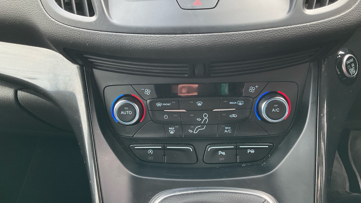 Used Ford Kuga 2018 for sale - 77482203: Photo 33