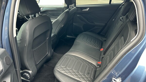 Used Ford Focus 2022 for sale - 76142343: Photo 16