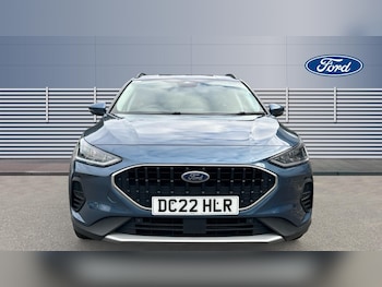 Used Ford Focus 2022 for sale - 76142343: Photo 3