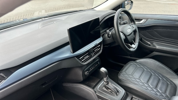 Used Ford Focus 2022 for sale - 76142343: Photo 9