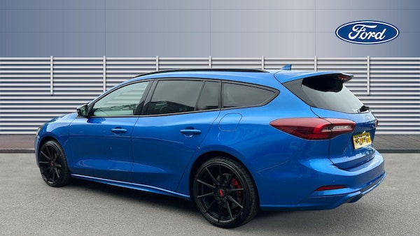 Used Ford Focus 2022 for sale - 76299738: Photo 2