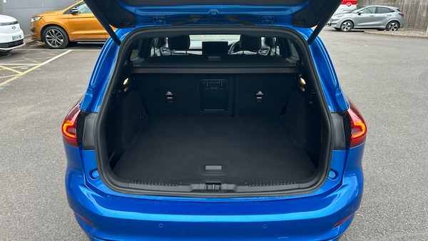 Used Ford Focus 2022 for sale - 76299738: Photo 4