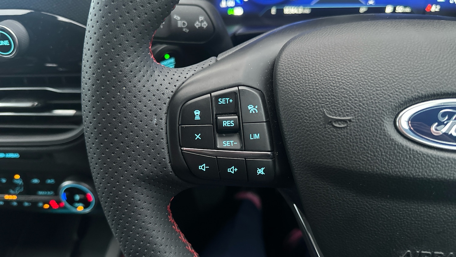 Used Ford Kuga 2023 for sale - 77282409: Photo 28