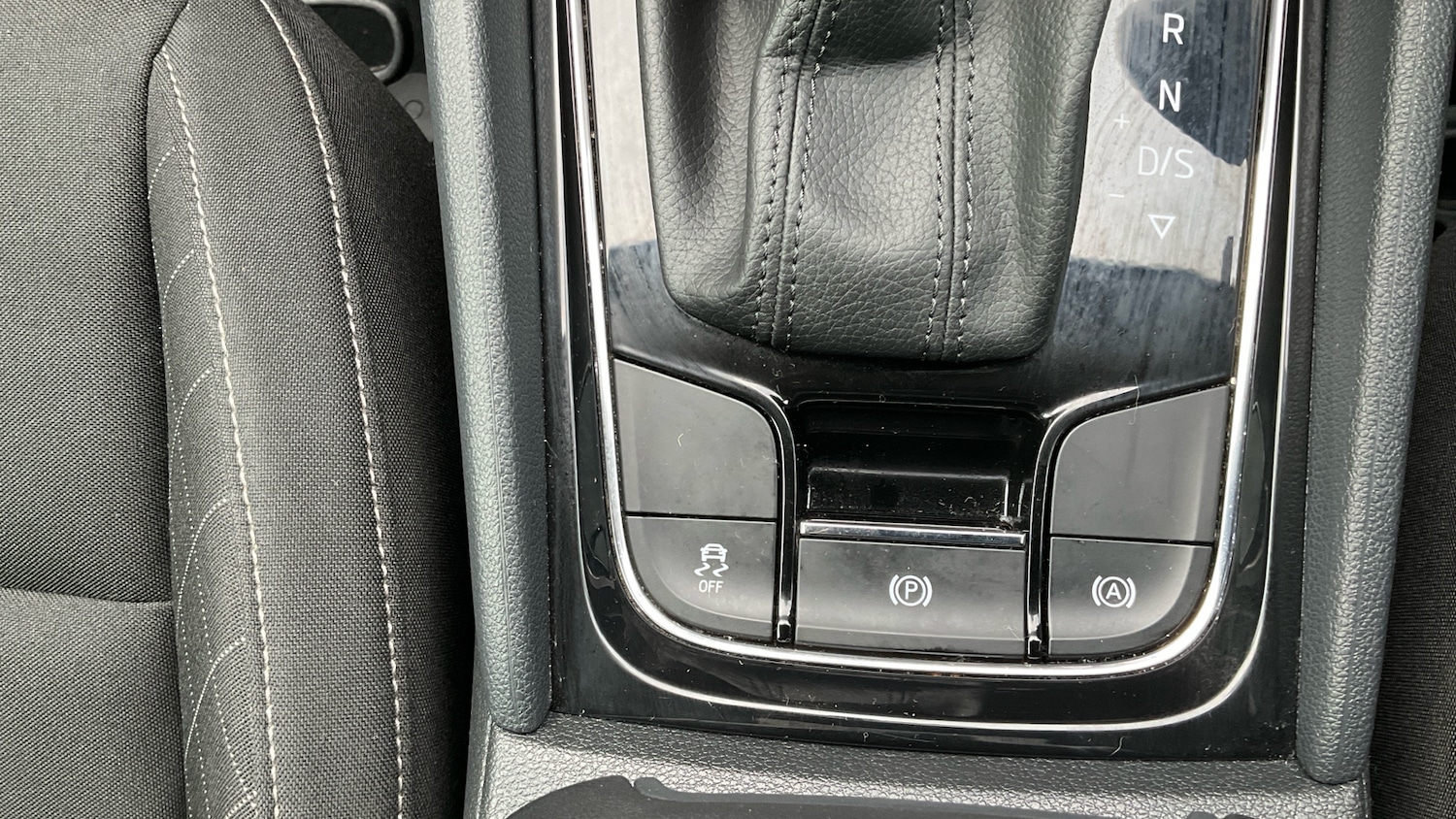 Used Skoda Karoq 2020 for sale - 76161787: Photo 26