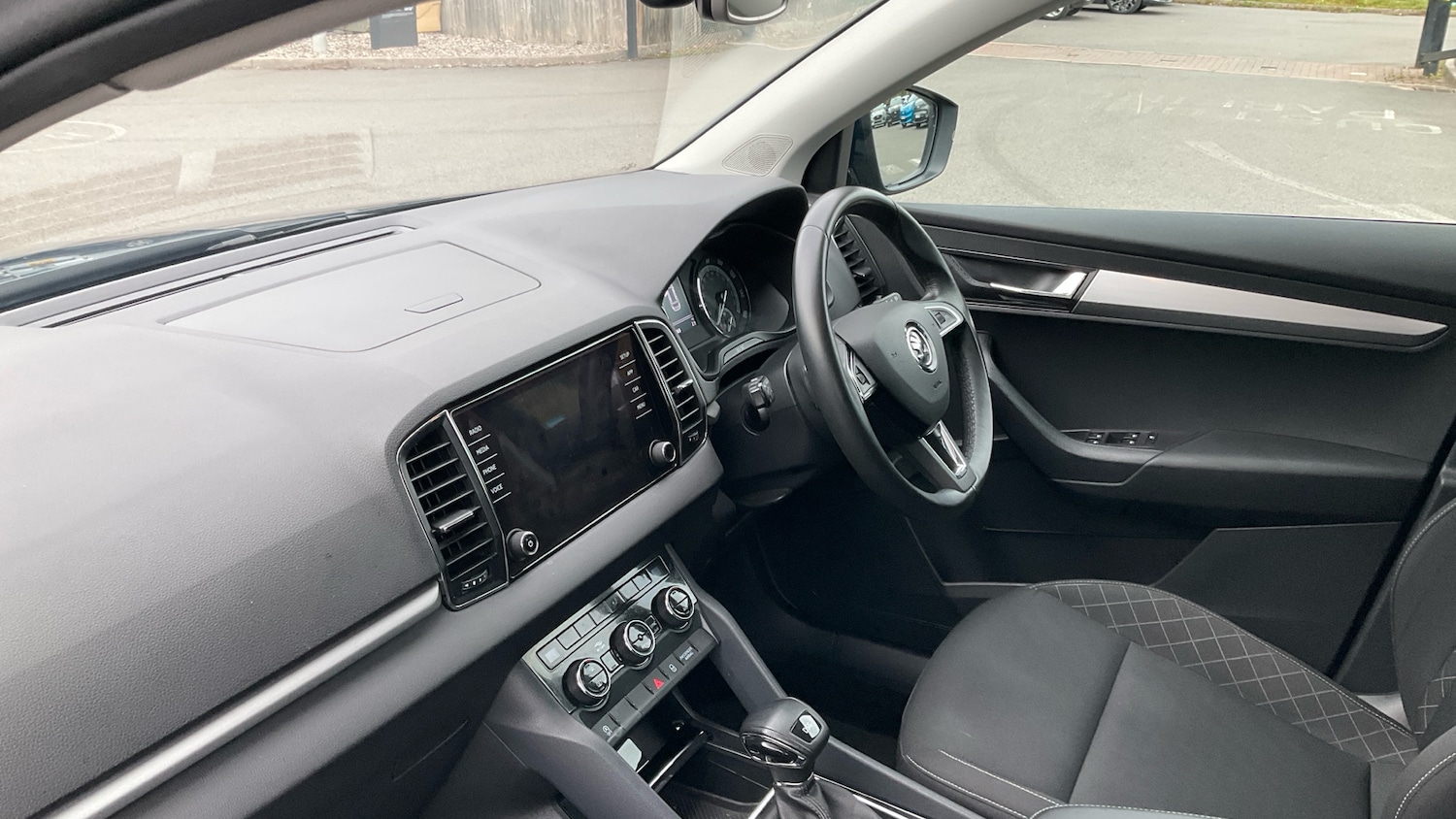 Used Skoda Karoq 2020 for sale - 76161787: Photo 9