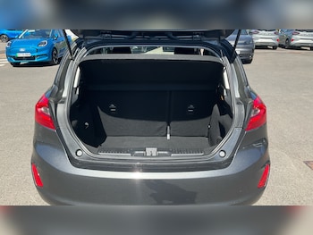 Used Ford Fiesta 2018 for sale - 78433388: Photo