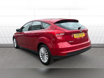 Used Ford Focus 2015 for sale - 79098044: Photo