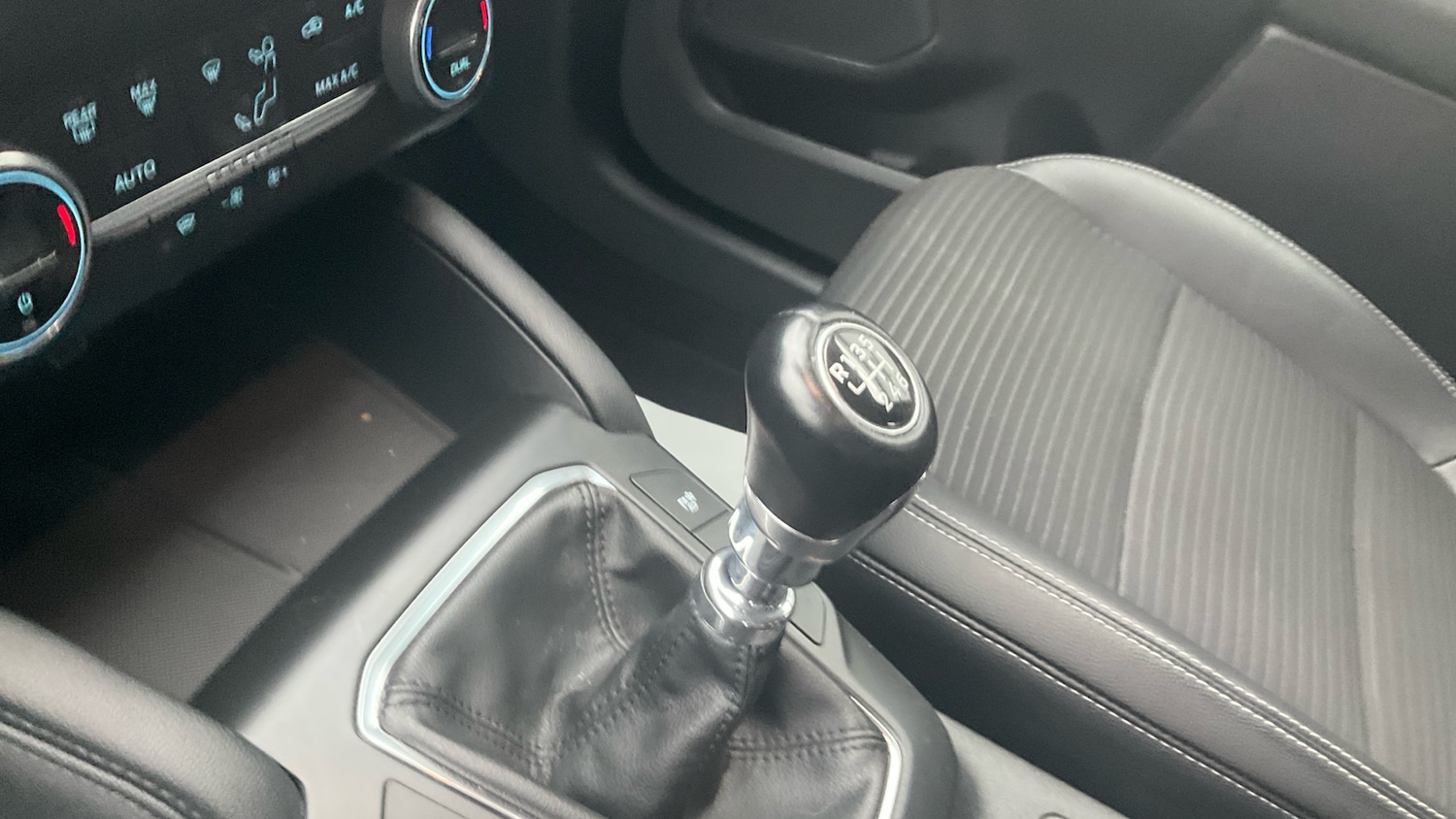 Used Ford Kuga 2022 for sale - 76776345: Photo 13