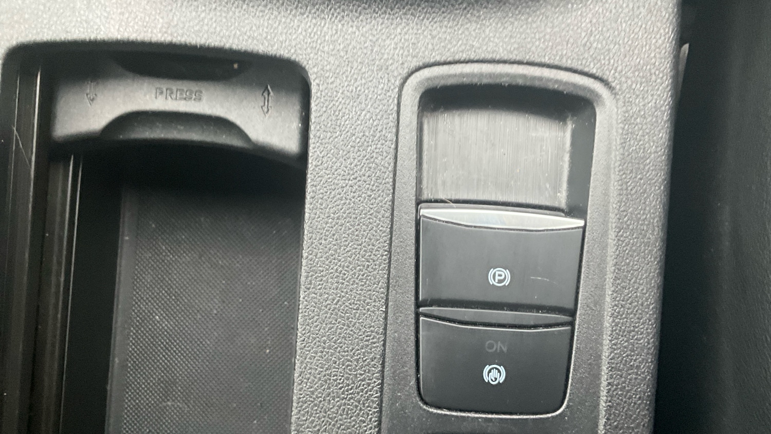 Used Ford Kuga 2022 for sale - 76776345: Photo 39