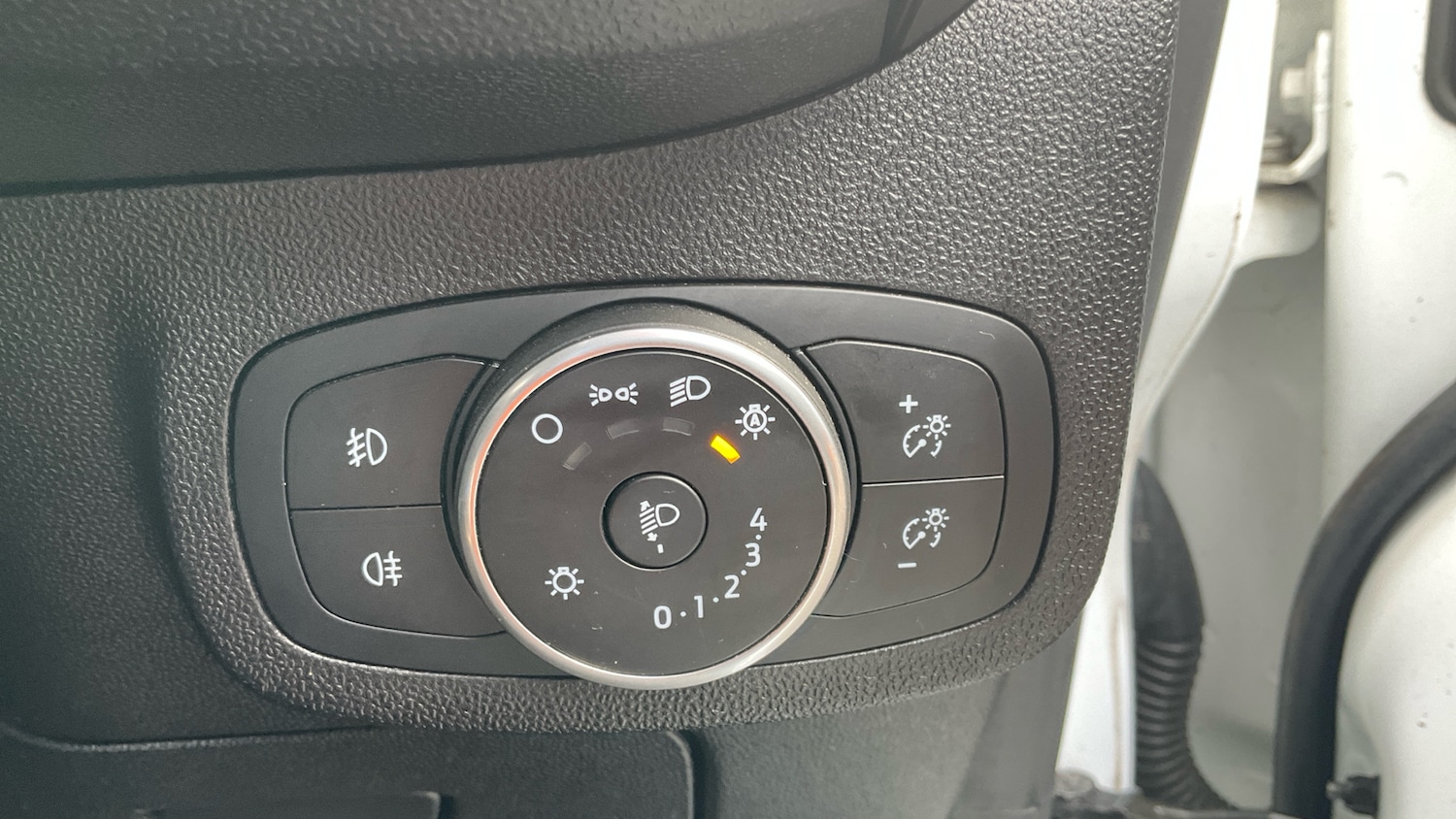 Used Ford Fiesta 2017 for sale - 76352034: Photo 26