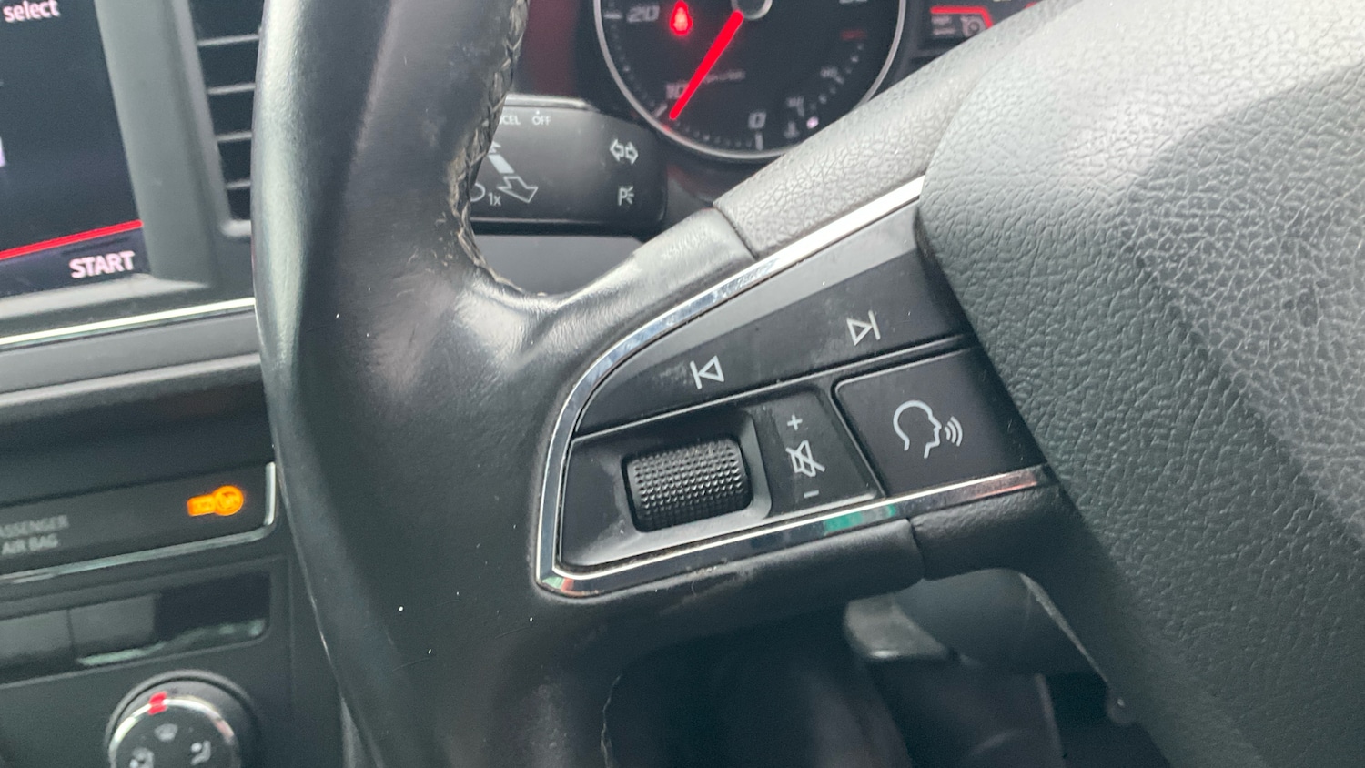 Used SEAT Leon 2019 for sale - 76979309: Photo 36