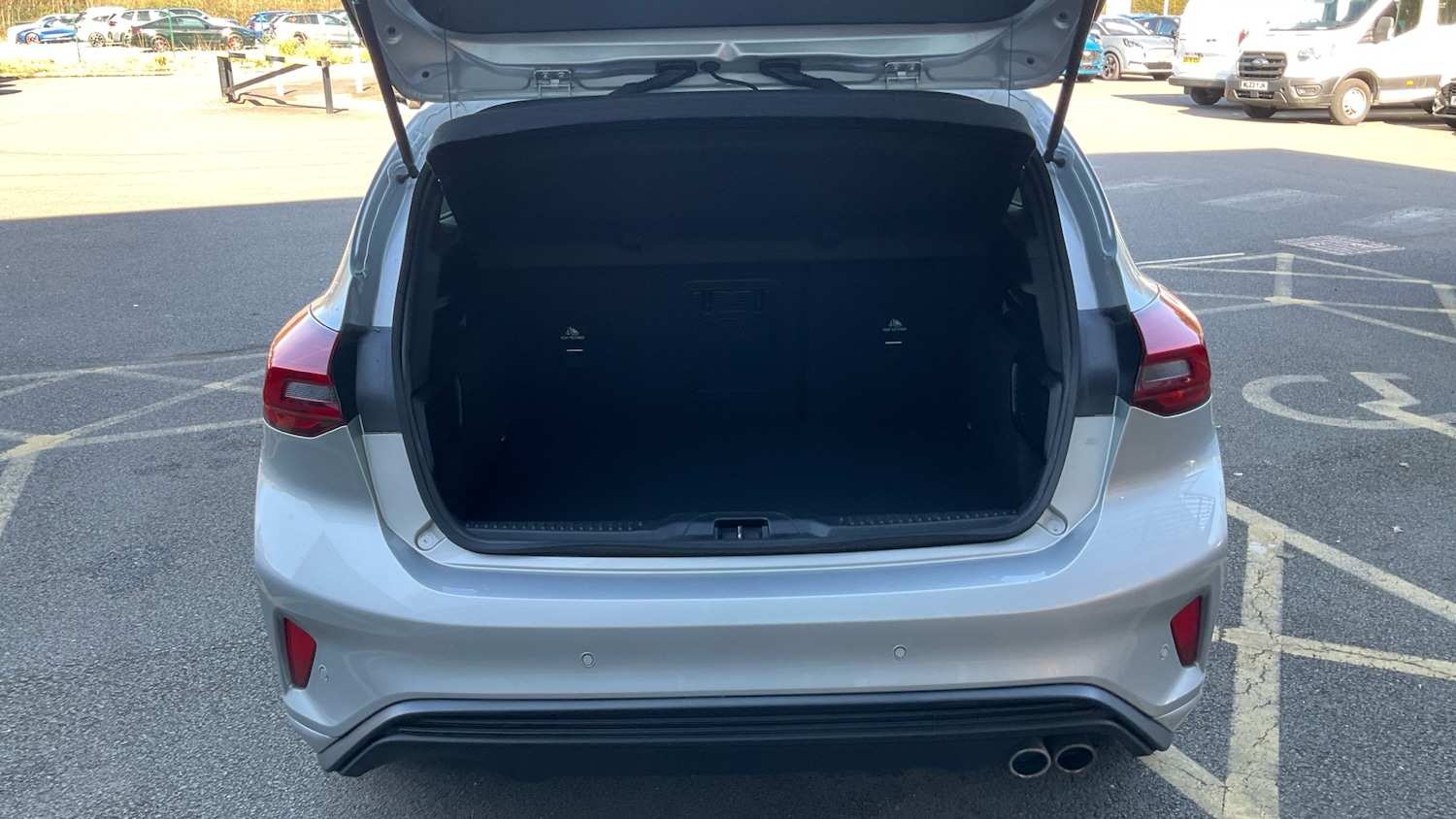 Used Ford Focus 2023 for sale - 77945340: Photo 4