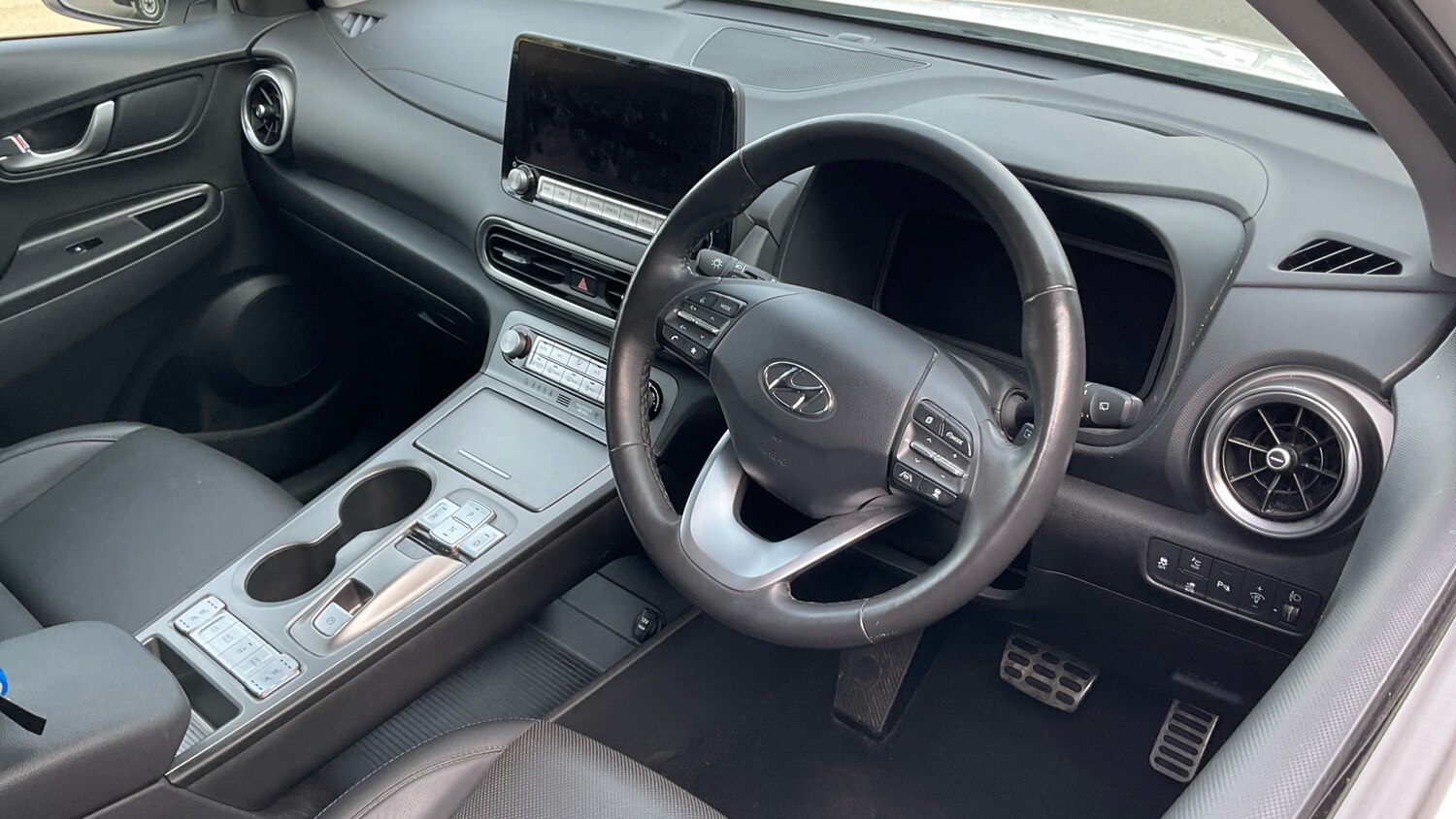 Used Hyundai KONA 2023 for sale - 77962199: Photo 11