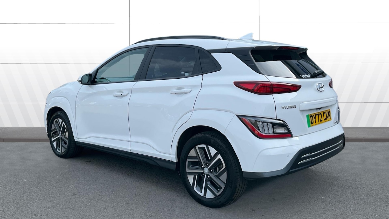 Used Hyundai KONA 2023 for sale - 77962199: Photo 2