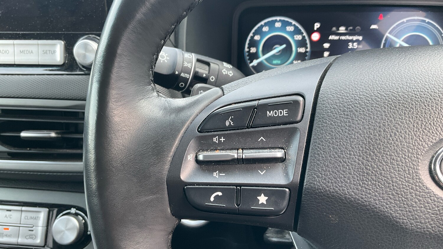 Used Hyundai KONA 2023 for sale - 77962199: Photo 36