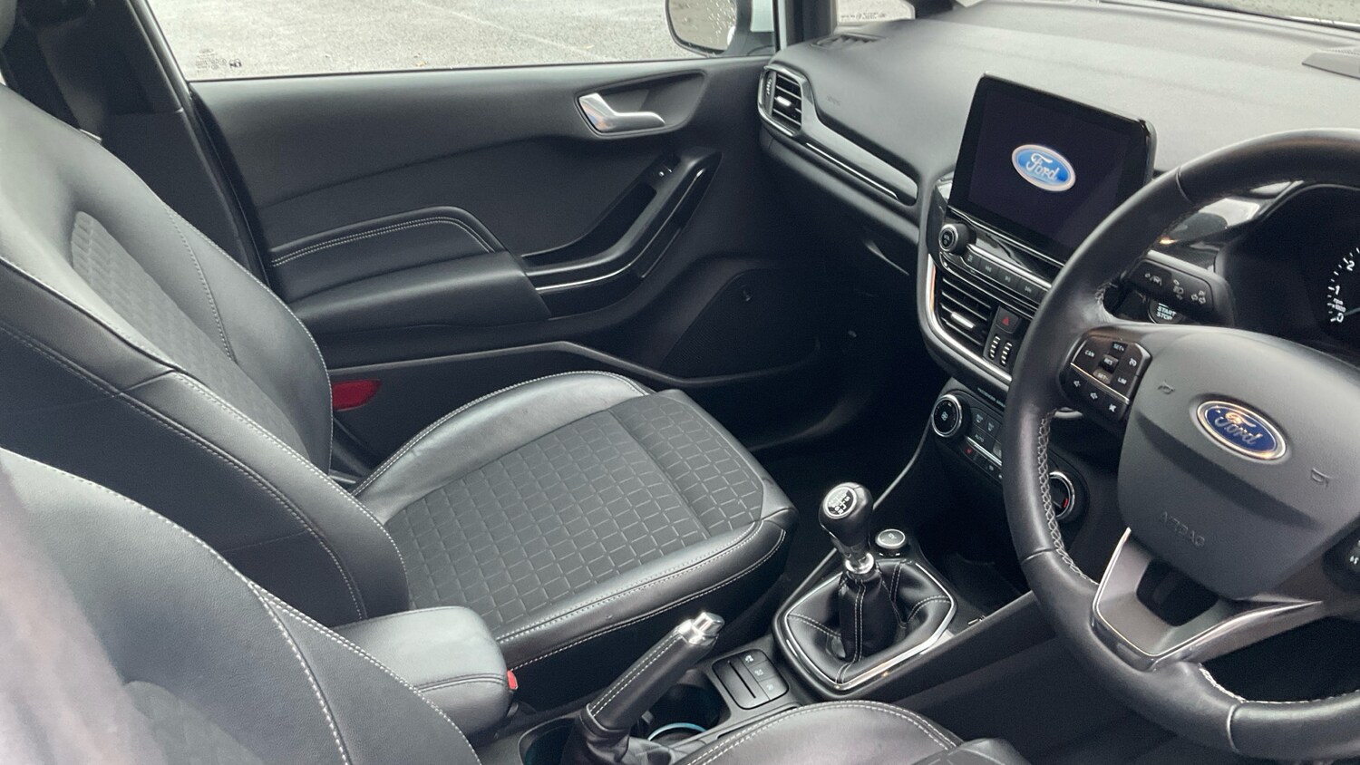 Used Ford Fiesta 2018 for sale - 76884744: Photo 14