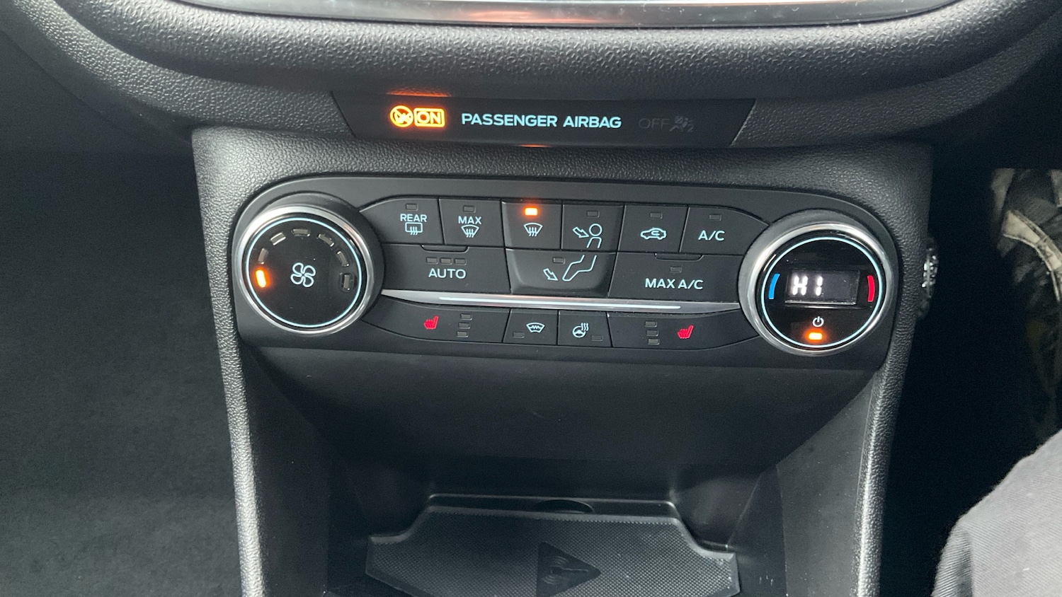 Used Ford Fiesta 2018 for sale - 76884744: Photo 30