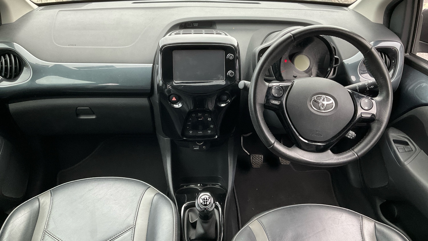 Used Toyota AYGO 2017 for sale - 76477134: Photo 10