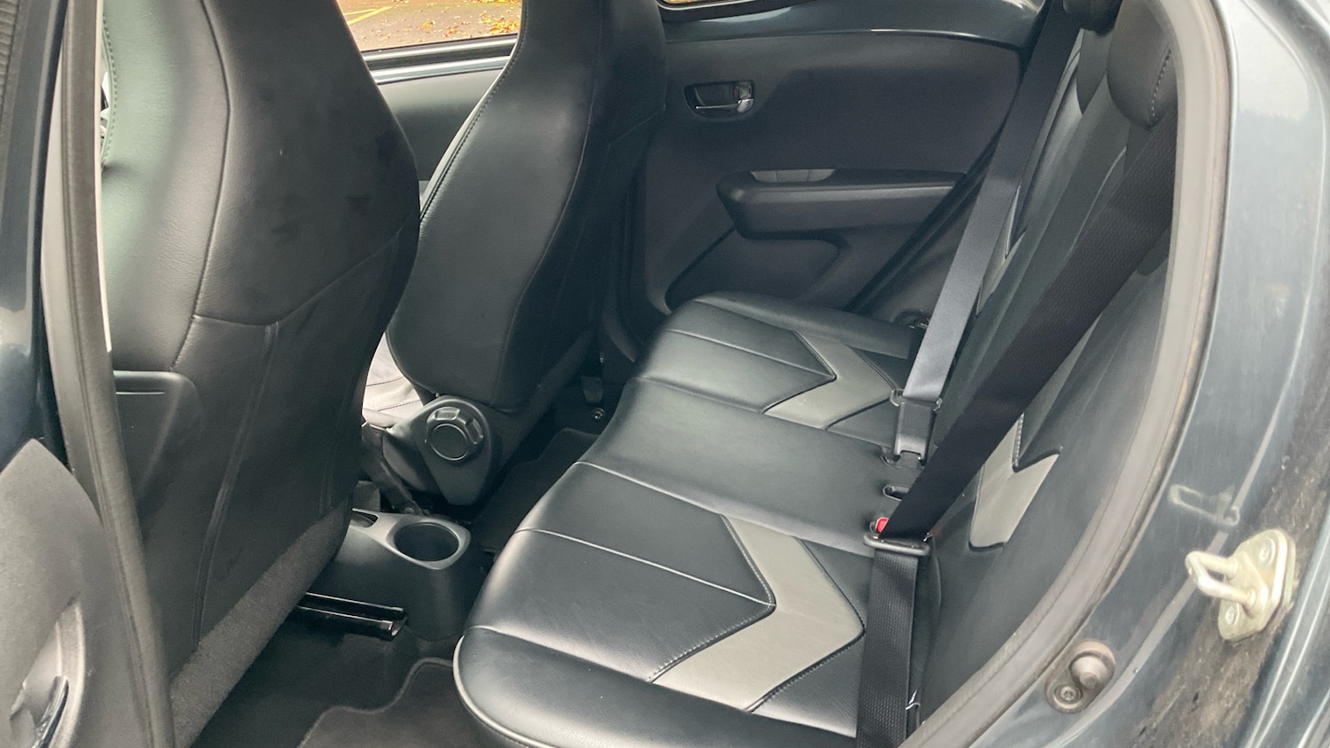 Used Toyota AYGO 2017 for sale - 76477134: Photo 16