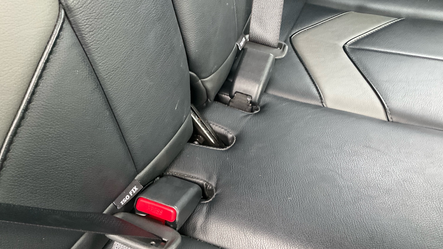 Used Toyota AYGO 2017 for sale - 76477134: Photo 17