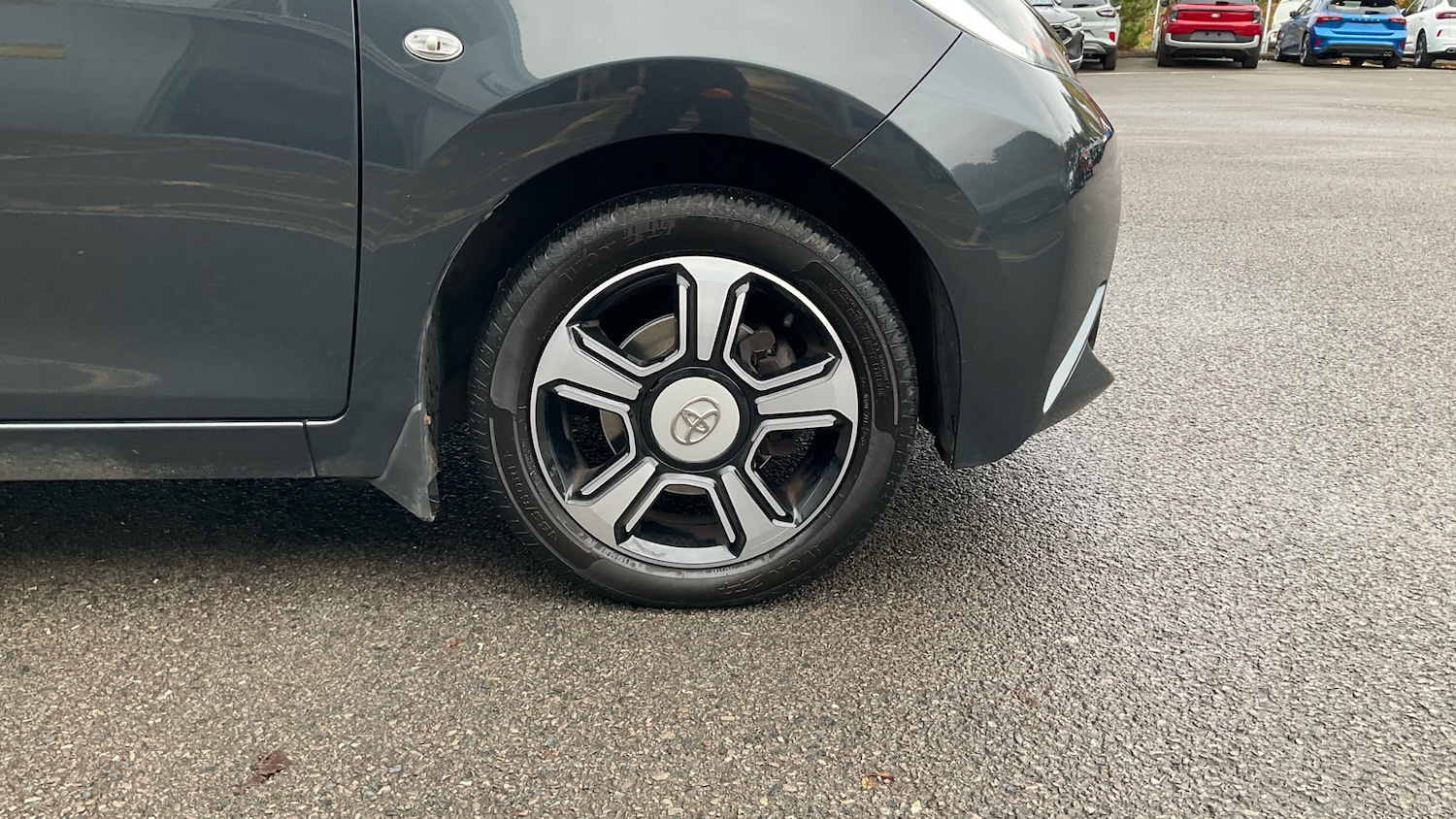 Used Toyota AYGO 2017 for sale - 76477134: Photo 22