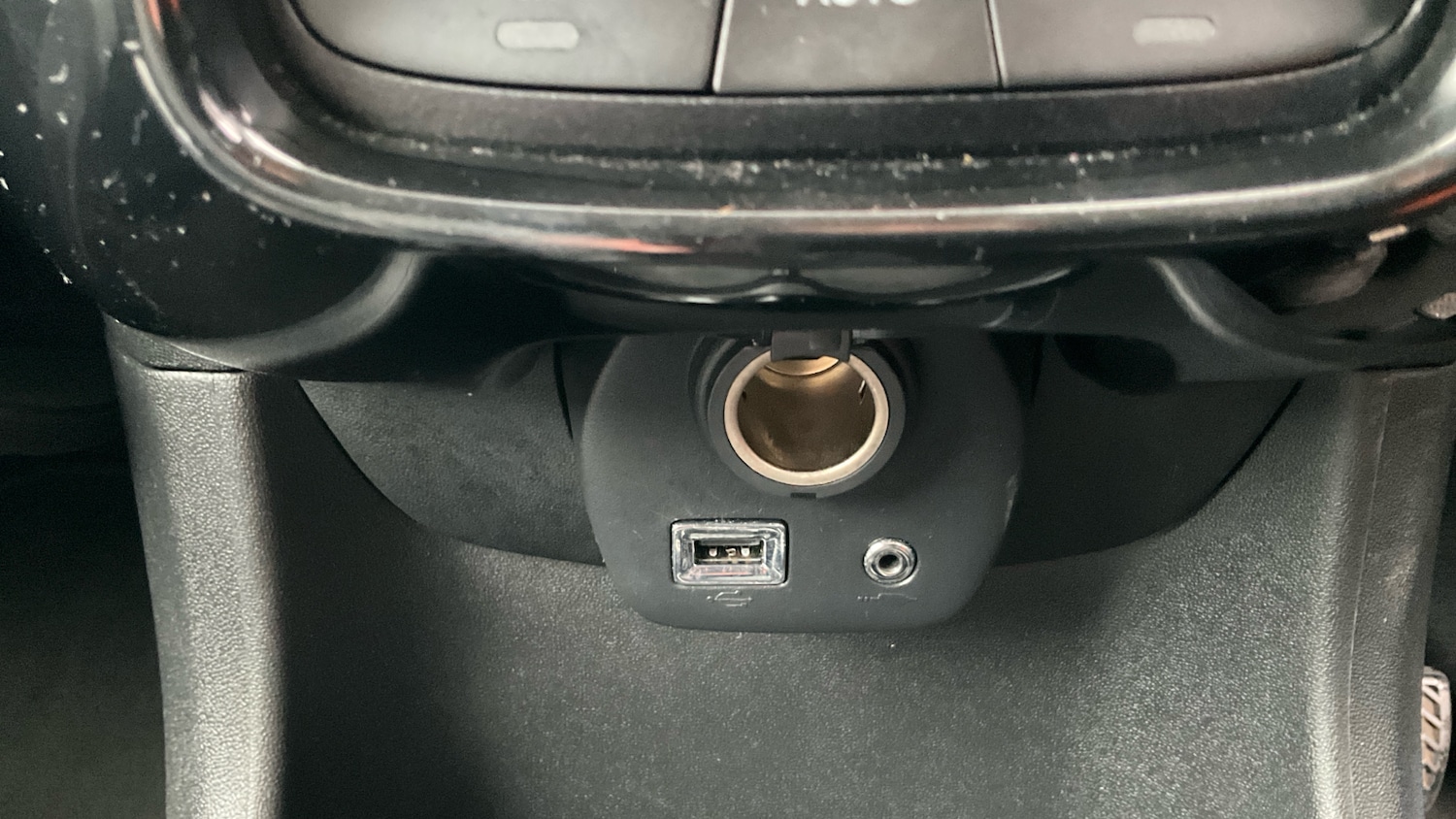 Used Toyota AYGO 2017 for sale - 76477134: Photo 35