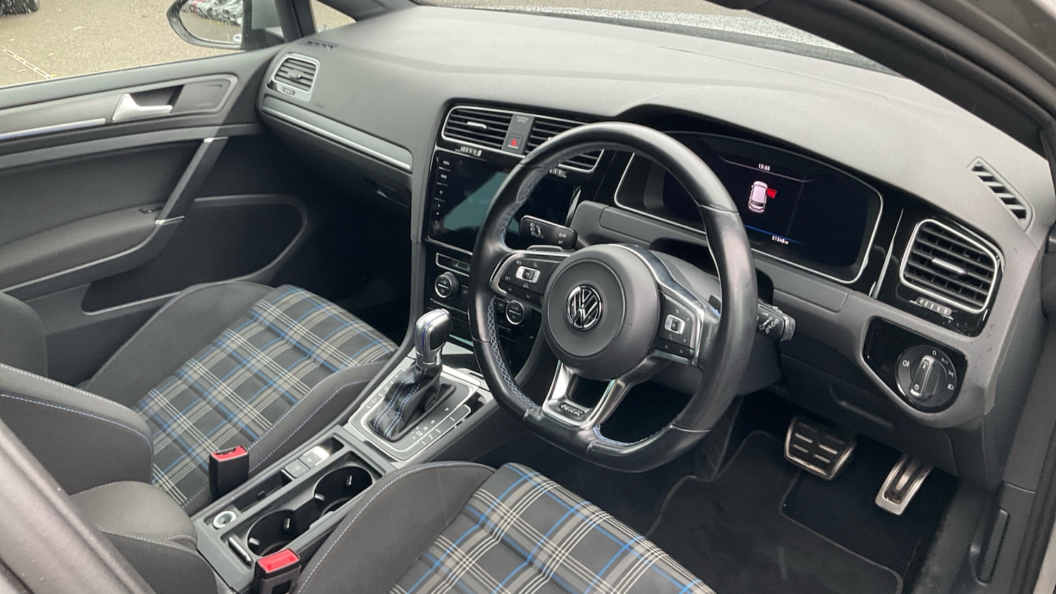 Used Volkswagen Golf 2018 for sale - 76439757: Photo 11