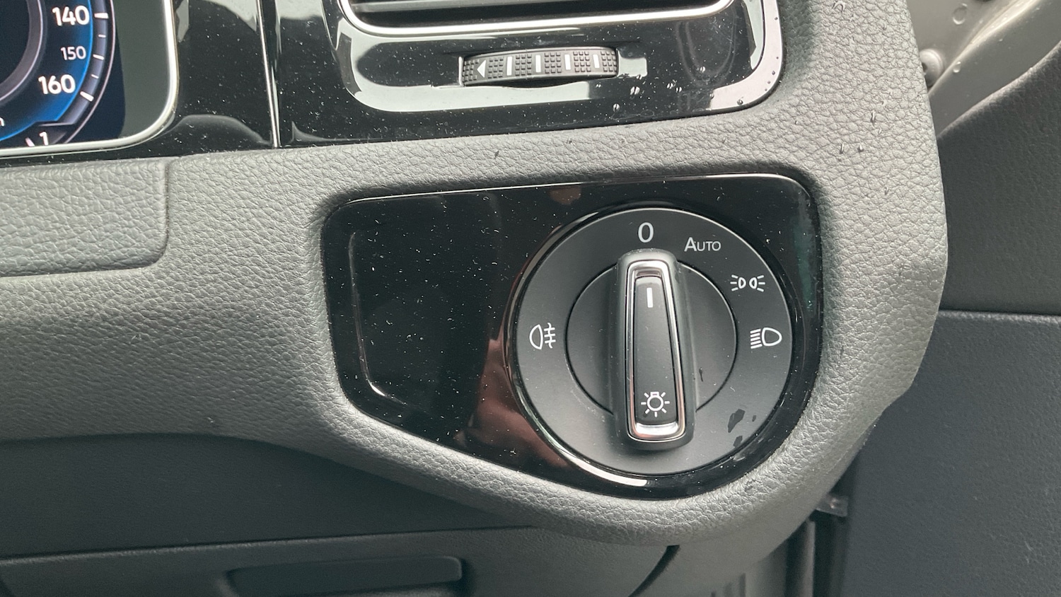 Used Volkswagen Golf 2018 for sale - 76439757: Photo 31