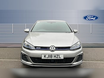 Used Volkswagen Golf 2018 for sale - 76439757: Photo