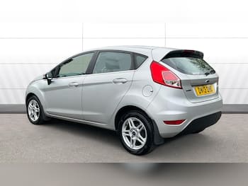 Used Ford Fiesta 2013 for sale - 79810311: Photo