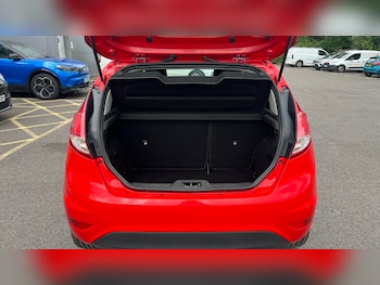 Used Ford Fiesta 2015 for sale - 79091081: Photo