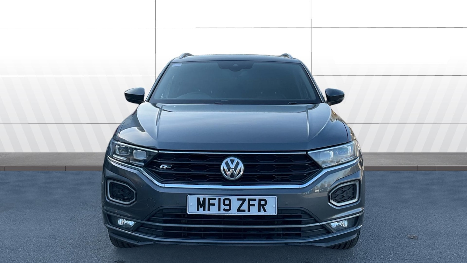 Used Volkswagen T-Roc 2019 for sale - 77945934: Photo 3