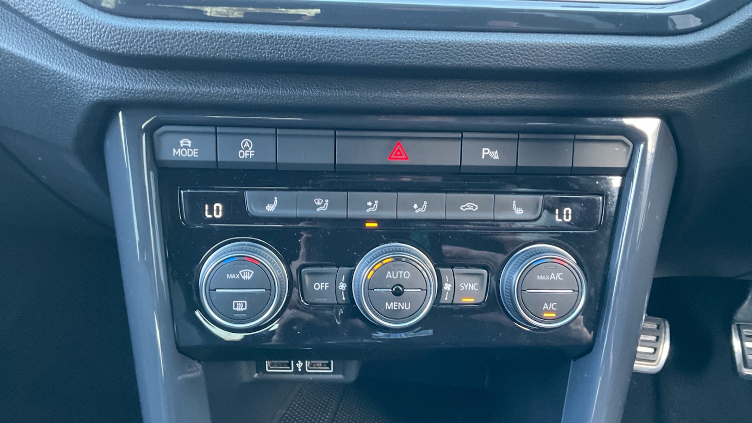 Used Volkswagen T-Roc 2019 for sale - 77945934: Photo 38