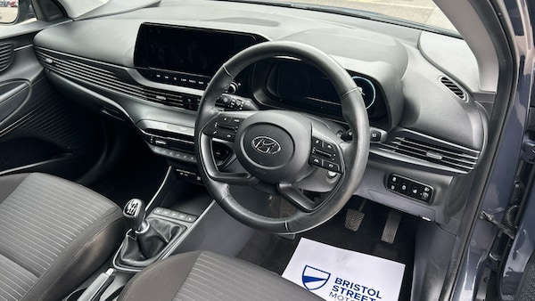 Used Hyundai i20 2022 for sale - 76272348: Photo 11