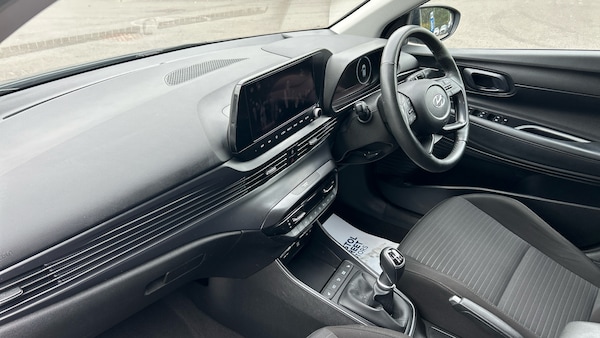 Used Hyundai i20 2022 for sale - 76272348: Photo 9