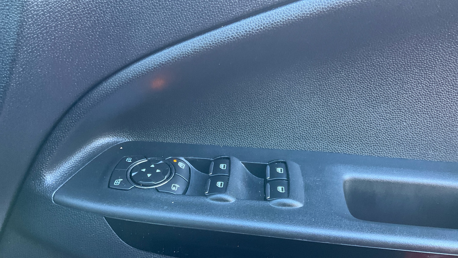 Used Ford Ecosport 2018 for sale - 77446980: Photo 29