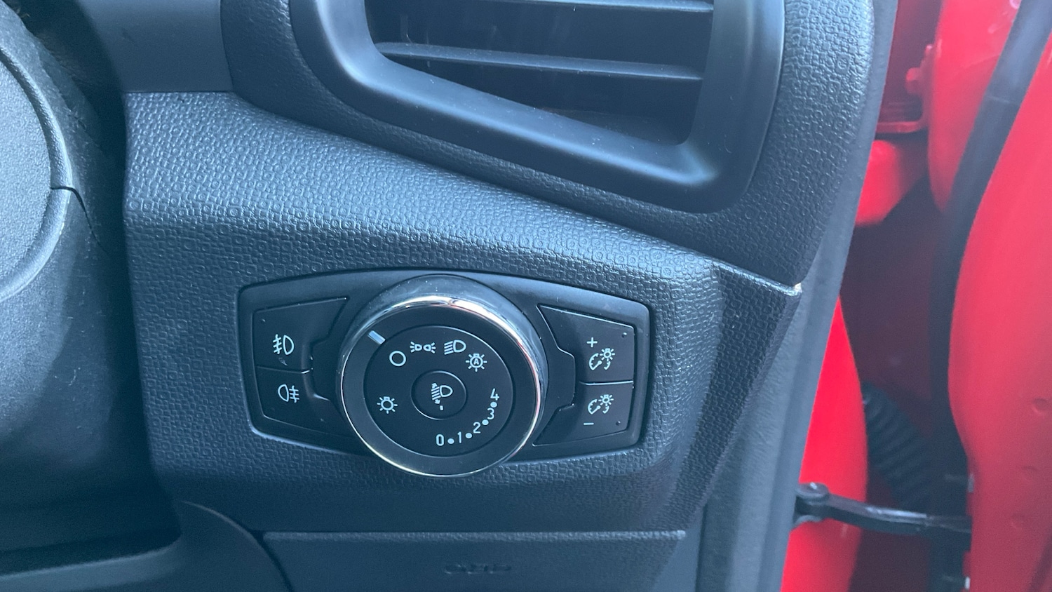 Used Ford Ecosport 2018 for sale - 77446980: Photo 30