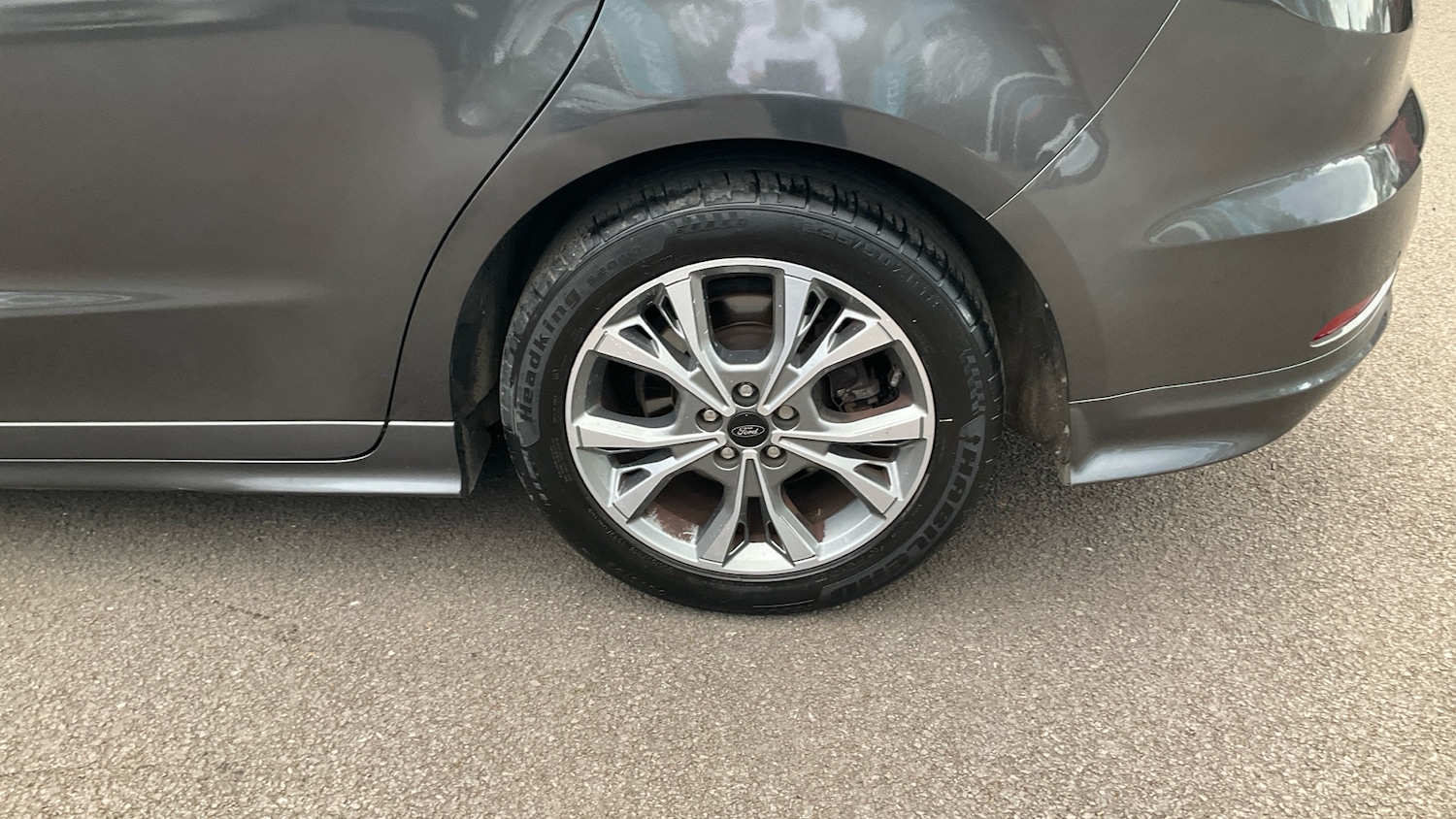 Used Ford S-Max 2018 for sale - 77676190: Photo 13