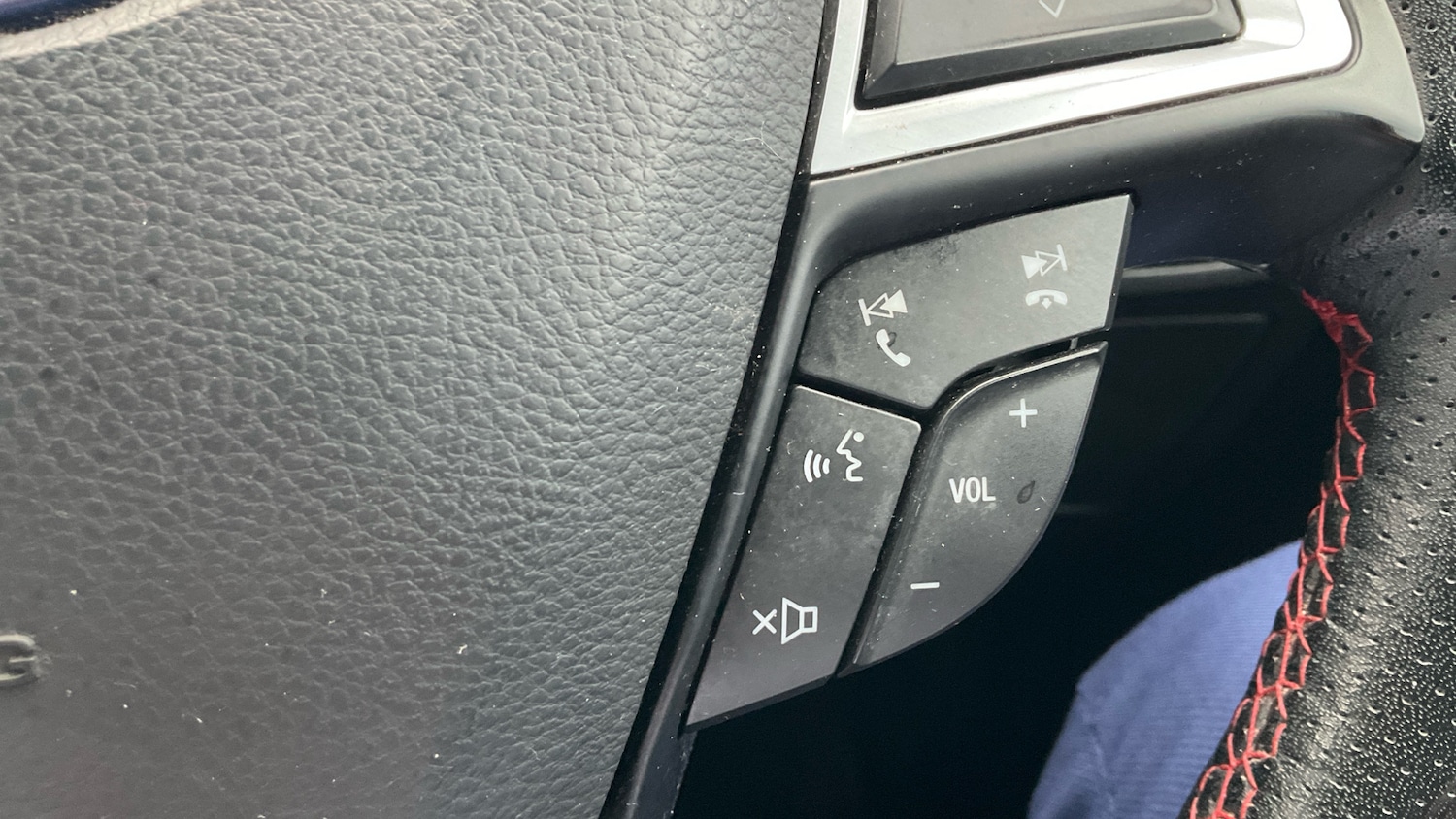 Used Ford S-Max 2018 for sale - 77676190: Photo 31