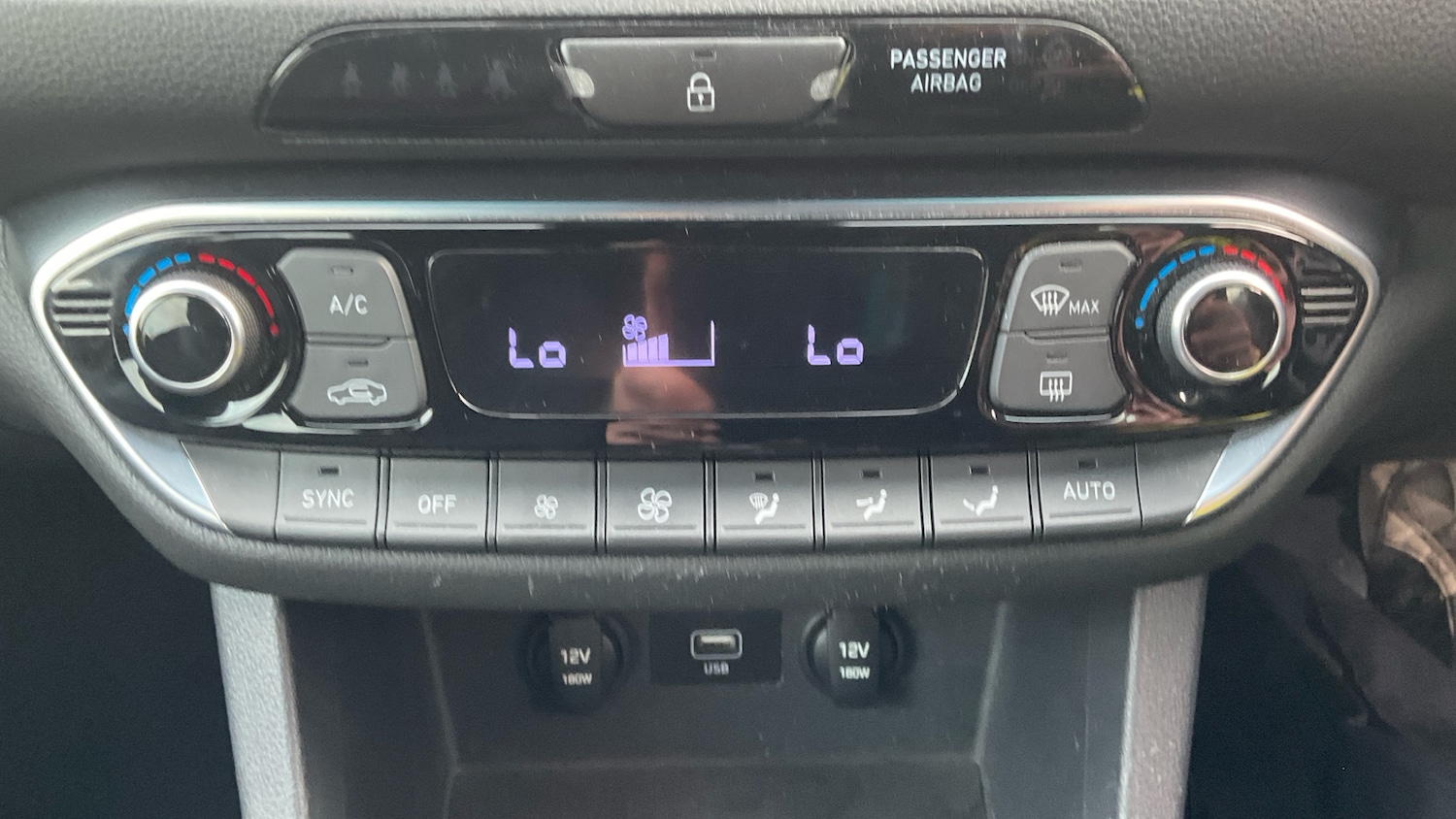 Used Hyundai i30 2023 for sale - 76412037: Photo 38