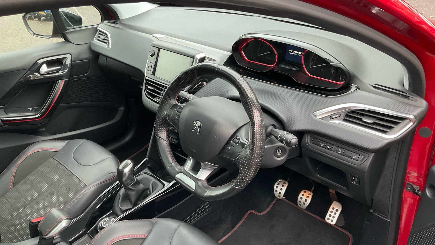 Used Peugeot 2008 2018 for sale - 76554158: Photo 11